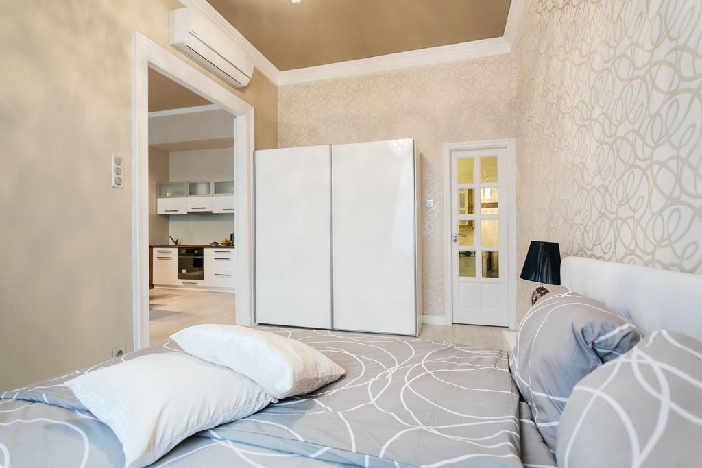Parliment Luxury Apartment بودابست الغرفة الصورة